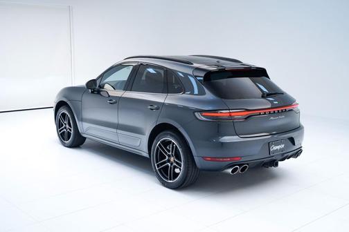 2020 Porsche Macan Turbo