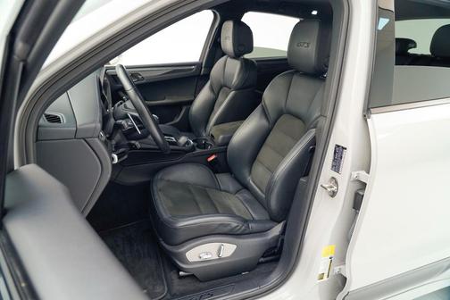 2023 Porsche Macan GTS