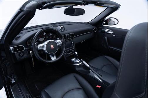 2012 Porsche 911 Carrera 4 GTS