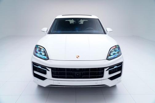 2025 Porsche Cayenne S