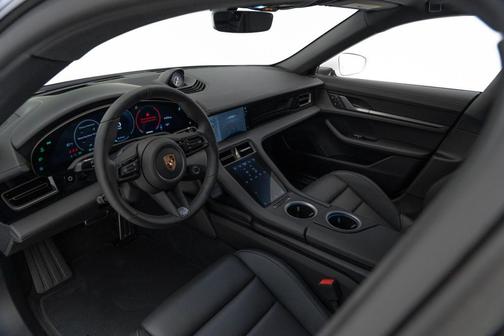 2025 Porsche Taycan