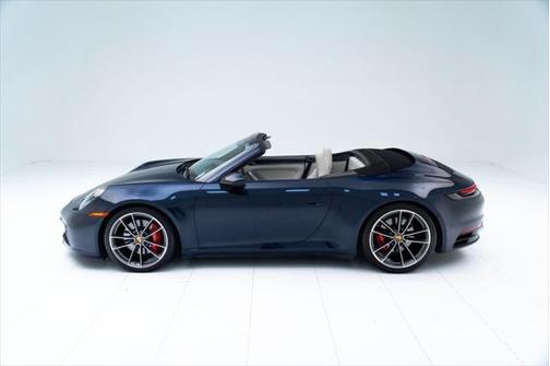 2020 Porsche 911 Carrera 4S Cabriolet