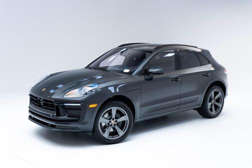 Volcano Grey Metallic 2025 Porsche Macan Macan
