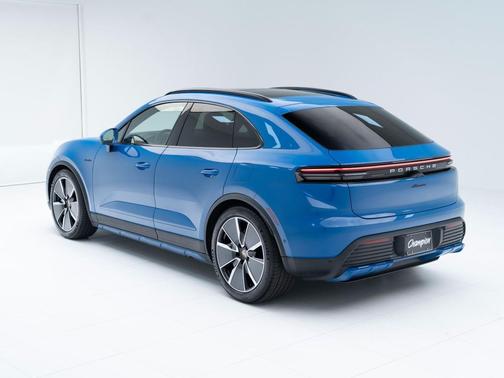 2026 Porsche Macan Macan Electric