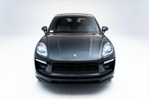 2022 Porsche Macan Base