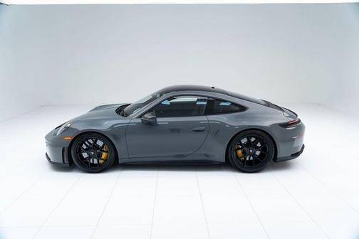 2025 Porsche 911 GT3 w/Touring Package