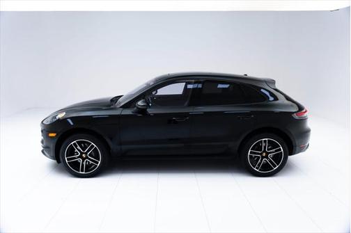 2021 Porsche Macan Base
