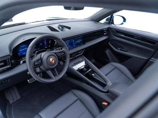 2026 Porsche Macan Electric