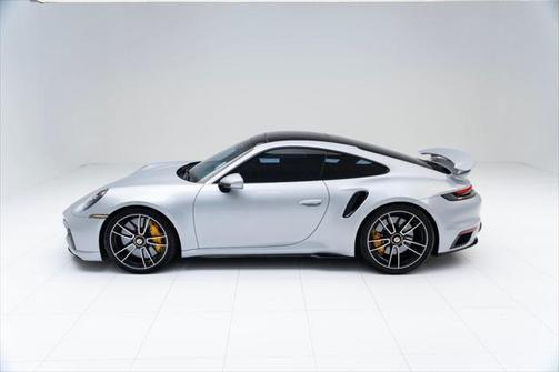 2022 Porsche 911 Turbo S