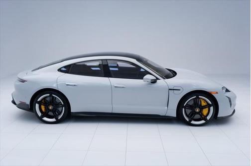 2023 Porsche Taycan Turbo S