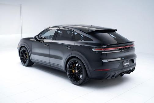 2025 Porsche Cayenne Turbo GT