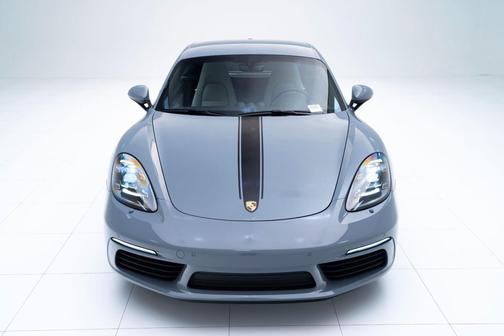 2025 Porsche 718 Cayman Style Edition