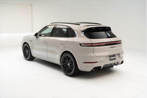 2025 Porsche Cayenne E-Hybrid S