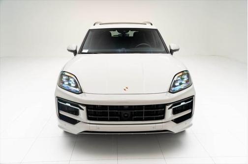 2025 Porsche Cayenne E-Hybrid S