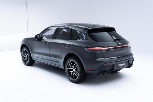 2025 Porsche Macan T