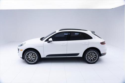2018 Porsche Macan Base
