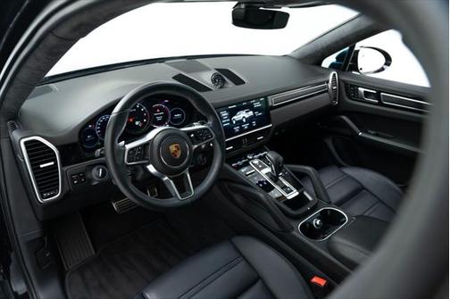 2021 Porsche Cayenne GTS