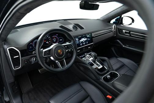 2021 Porsche Cayenne GTS