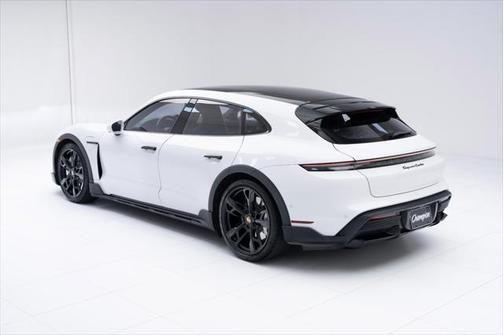 2022 Porsche Taycan Cross Turismo Turbo