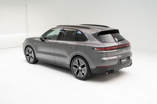 2026 Porsche Cayenne E-Hybrid
