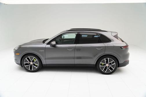2026 Porsche Cayenne E-Hybrid