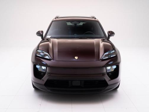 Copper Ruby Metallic 2025 Porsche Macan Macan Electric