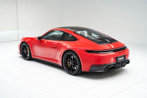 2025 Porsche 911 Carrera GTS