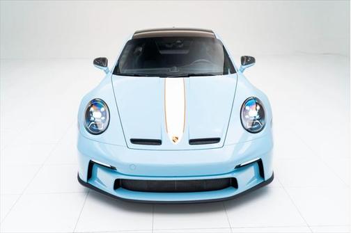 2023 Porsche 911 GT3 w/Touring Package