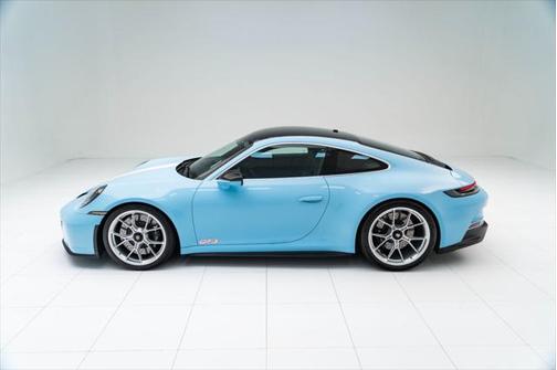 2023 Porsche 911 GT3 w/Touring Package