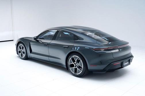 2026 Porsche Taycan 4
