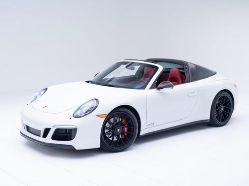 2018 Porsche 911 Targa 4 GTS