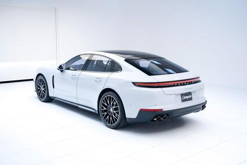 2026 Porsche Panamera 