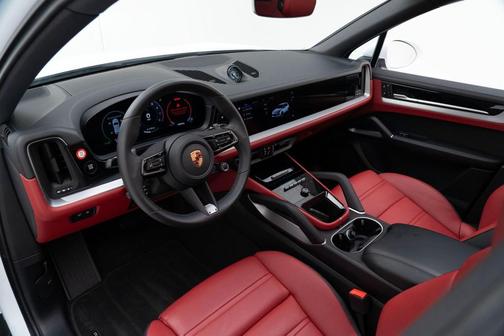 2025 Porsche Cayenne