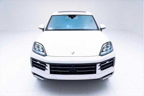 2025 Porsche Cayenne Base