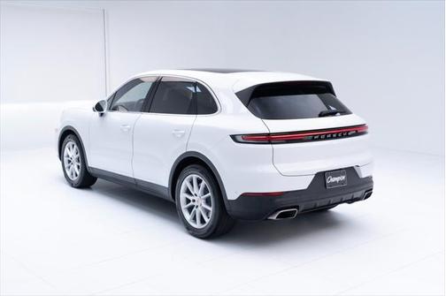 2025 Porsche Cayenne Base