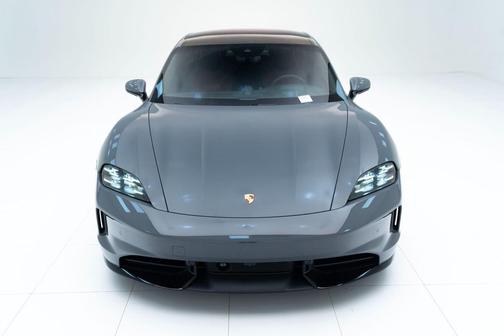 2025 Porsche Taycan GTS