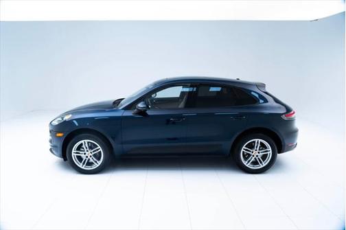 2021 Porsche Macan Base