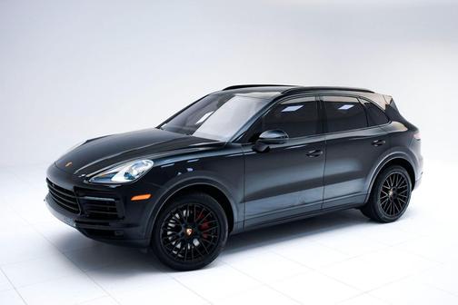 2023 Porsche Cayenne Platinum Edition