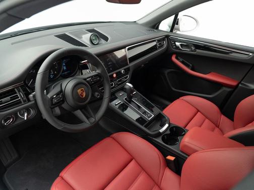 Chalk 2026 Porsche Macan Macan