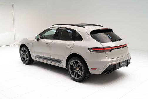 2025 Porsche Macan T