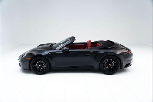 2022 Porsche 911 Carrera