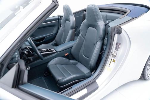 2022 Porsche 911 Carrera S