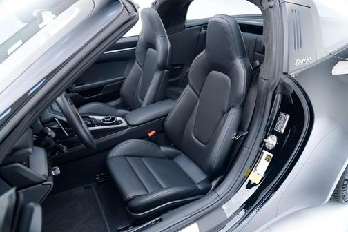 2024 Porsche 911 Targa 4