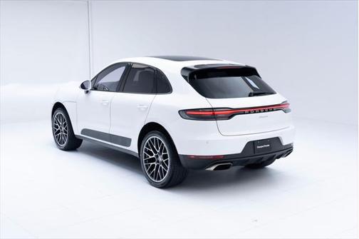 2020 Porsche Macan Base