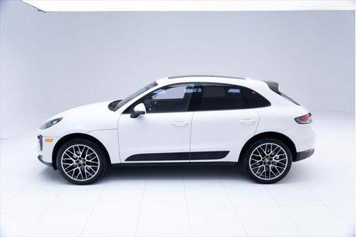 2020 Porsche Macan Base