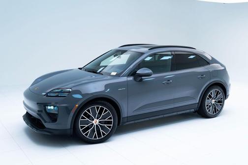 2025 Porsche Macan Electric