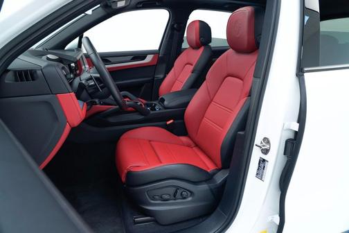 2025 Porsche Cayenne Cayenne