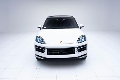 2024 Porsche Cayenne S