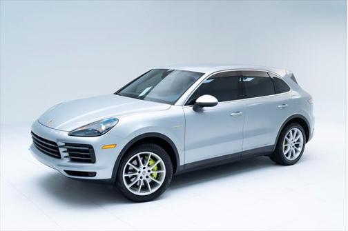 2022 Porsche Cayenne E-Hybrid S