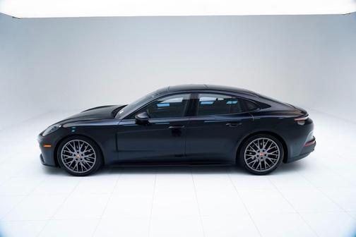 2026 Porsche Panamera 